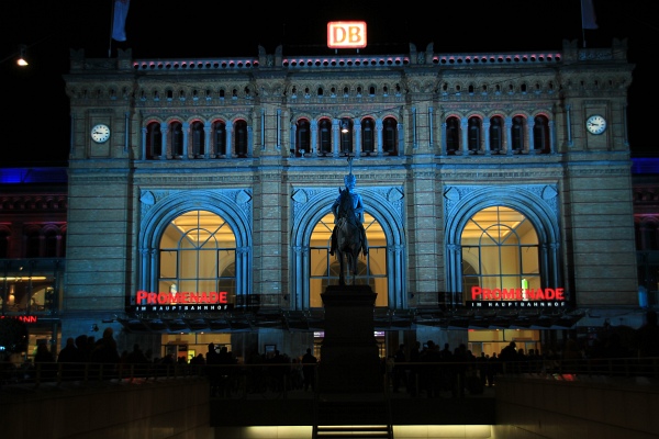 Hauptbahnhof   075.jpg